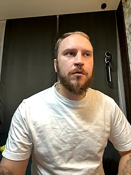 Snapshot of _XxX-XxX_ chatting on September 23, 5:56 pm XxX-XxX online show from September 23, 5:56 pm