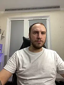 Snapshot of _XxX-XxX_ chatting on March 4, 9:32 pm XxX-XxX online show from March 4, 9:32 pm