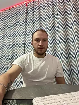 Snapshot of _XxX-XxX_ chatting on January 17, 10:49 pm XxX-XxX online show from January 17, 10:49 pm