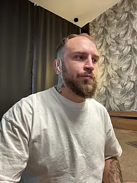 Snapshot of _XxX-XxX_ chatting on October 21, 1:03 pm XxX-XxX online show from October 21, 1:03 pm