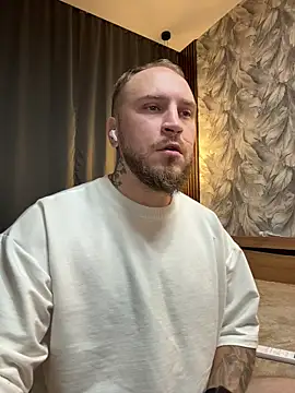 Snapshot of _XxX-XxX_ chatting on October 11, 10:47 pm XxX-XxX online show from October 11, 10:47 pm
