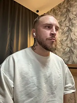 Snapshot of _XxX-XxX_ chatting on November 1, 5:17 pm XxX-XxX online show from November 1, 5:17 pm