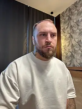 Snapshot of _XxX-XxX_ chatting on October 24, 8:05 am XxX-XxX online show from October 24, 8:05 am