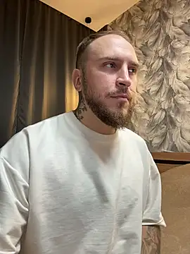 Snapshot of _XxX-XxX_ chatting on October 14, 10:50 pm XxX-XxX online show from October 14, 10:50 pm