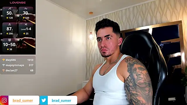 Snapshot of Brad_Summer chatting on September 17, 6:09 pm Brad Summer online show from September 17, 6:09 pm