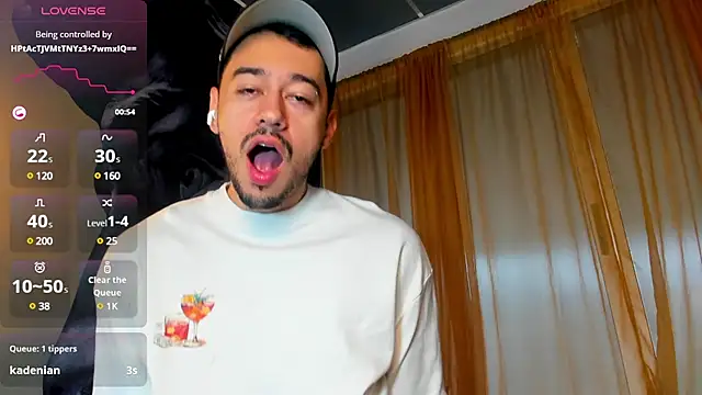 Snapshot of Salvatore_costa chatting on February 17, 2:26 pm Salvatore costa online show from February 17, 2:26 pm