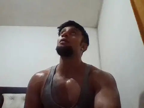 Snapshot of davidcr89 chatting on September 21, 6:35 am davidcr89 online show from September 21, 6:35 am