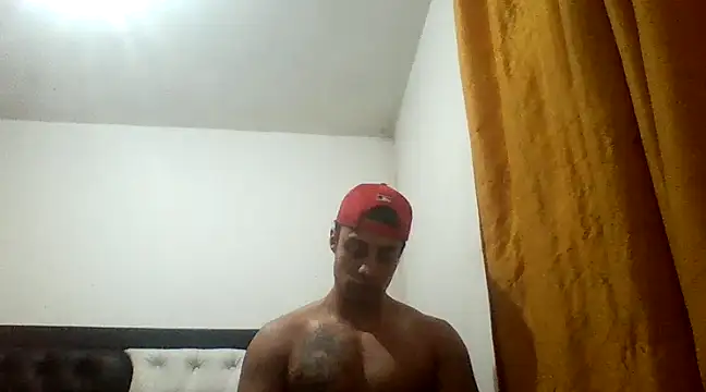 Snapshot of davidcr89 chatting on January 30, 4:27 am davidcr89 online show from January 30, 4:27 am