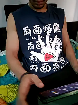 Snapshot of hot_hunk_boy chatting on September 17, 11:33 am hot hunk boy online show from September 17, 11:33 am