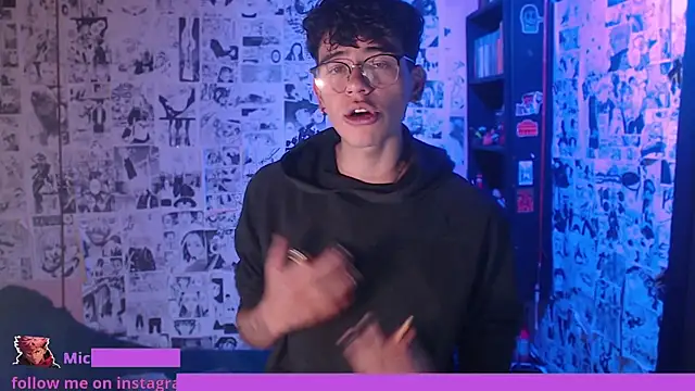 Mickey Magic online show from December 2, 11:21 pm