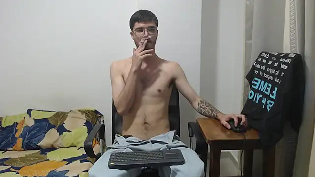 Snapshot of Aleex_Miller chatting on October 23, 10:08 am Aleex Miller online show from October 23, 10:08 am