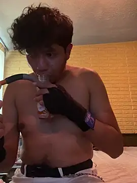 Blade Ryder666 online show from April 3, 11:34 pm