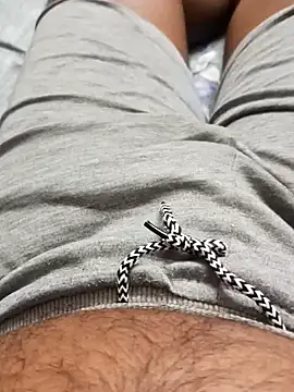 Siddharth love8 online show from March 5, 2:01 pm