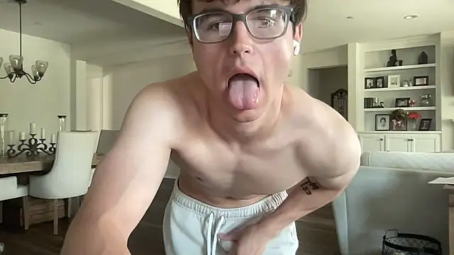 ryan 28747 online show from May 8, 5:46 pm