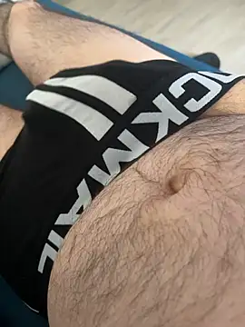 dadbodevil online show from January 9, 9:25 am