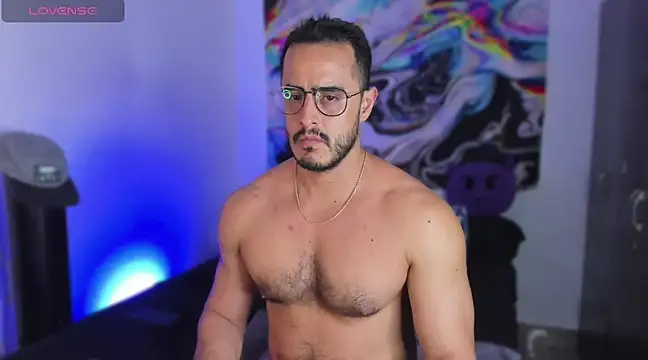 Snapshot of Fenrir_flirt chatting on January 29, 11:35 pm Fenrir flirt online show from January 29, 11:35 pm