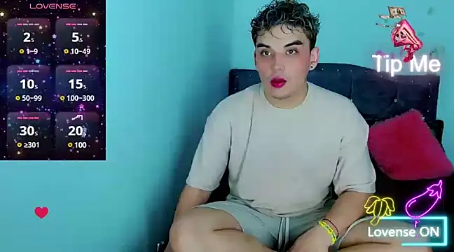 xpleasurableboyx online show from January 26, 8:13 pm