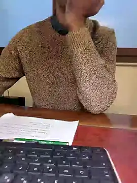 AvvocatoPorco online show from October 20, 9:35 am