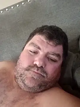 Rcraigue4 online show from November 2, 4:22 pm