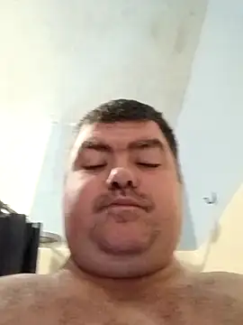 Snapshot of Rcraigue4 chatting on October 18, 4:12 pm Rcraigue4 online show from October 18, 4:12 pm