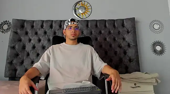 RYAN PATERSON online show from January 23, 7:51 pm