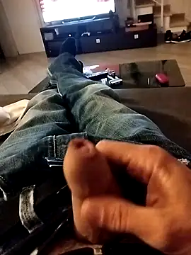 arveia online show from April 3, 11:01 pm