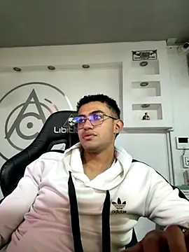 Thonny-becker online show from November 2, 11:53 pm