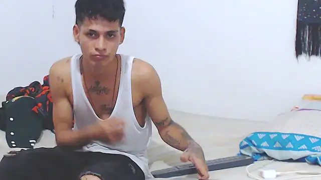 lu nastyboy18 online show from October 10, 10:34 pm