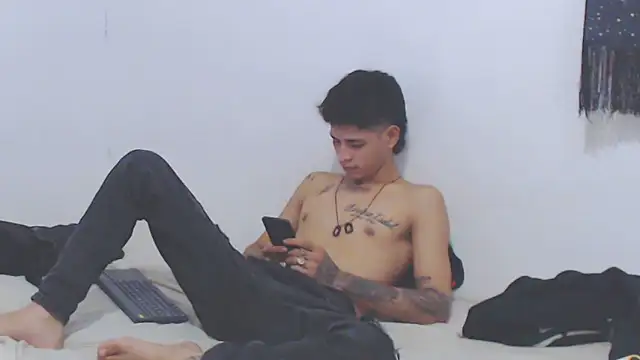 lu nastyboy18 online show from October 9, 9:09 pm