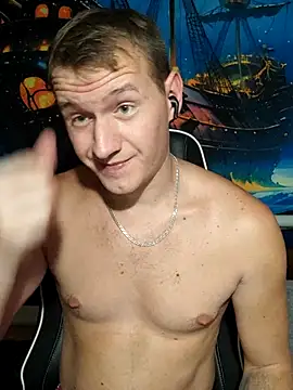 Snapshot of DiMastyzzz chatting on October 19, 4:32 pm DiMastyzzz online show from October 19, 4:32 pm