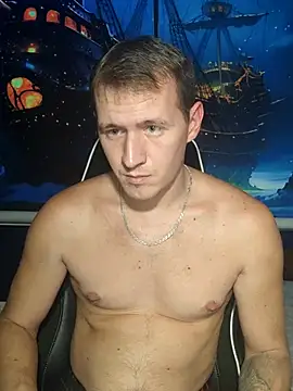 Snapshot of DiMastyzzz chatting on October 26, 6:43 pm DiMastyzzz online show from October 26, 6:43 pm