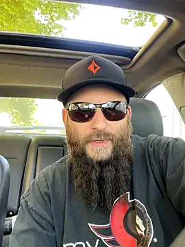 Snapshot of MasterMike2030 chatting on October 3, 5:51 pm MasterMike2030 online show from October 3, 5:51 pm