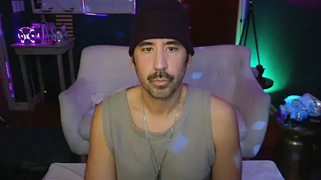 mistermikey24 online show from February 1, 4:46 am