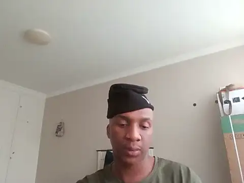 sydmanyoba online show from October 26, 3:47 pm