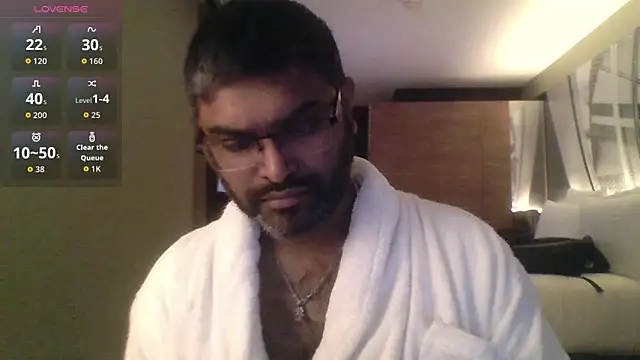 Snapshot of IndienTiger chatting on September 16, 7:04 pm IndienTiger online show from September 16, 7:04 pm