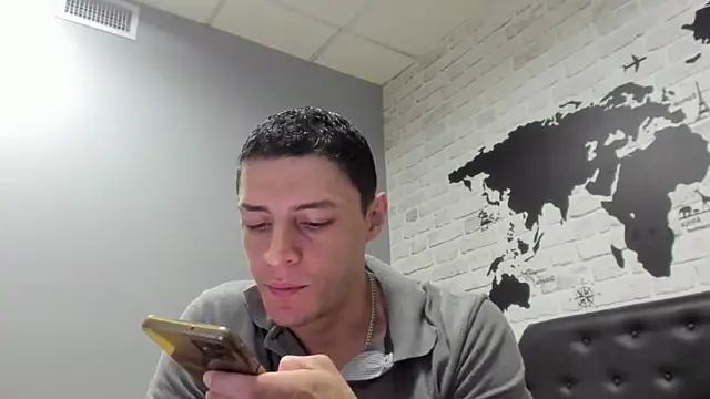 Frank Millers online show from December 15, 9:01 pm