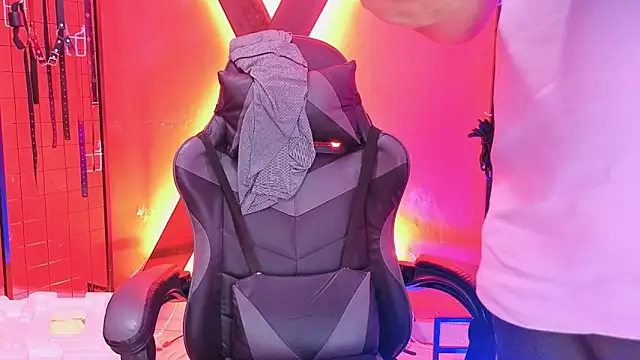 Yezuz 2004 online show from February 7, 1:57 am