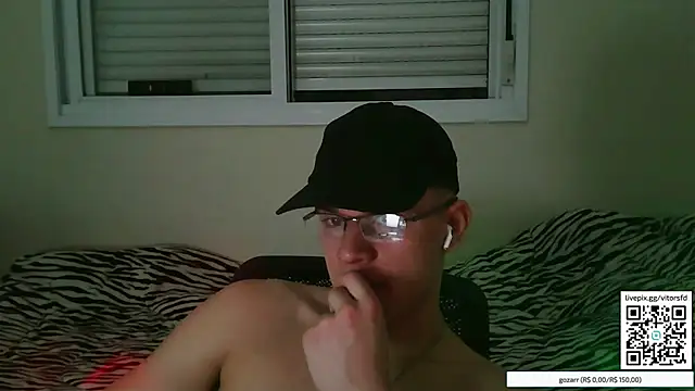 Snapshot of vitorsafado19 chatting on October 26, 3:08 am vitorsafado19 online show from October 26, 3:08 am