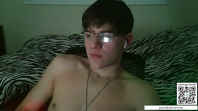 Snapshot of vitorsafado19 chatting on October 11, 5:11 am vitorsafado19 online show from October 11, 5:11 am