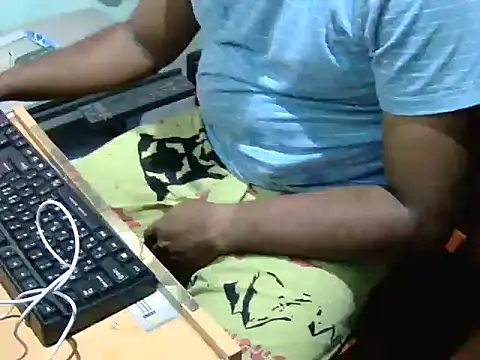 Snapshot of lolboy1234Z chatting on October 3, 4:12 pm lolboy1234Z online show from October 3, 4:12 pm