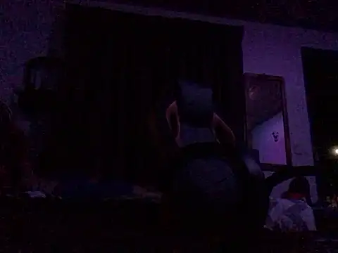 Nooneisthis online show from April 21, 2:51 am