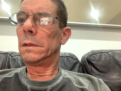 Kenhornu online show from January 6, 5:17 pm