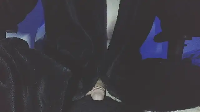 drakecumm690 online show from October 25, 4:14 am