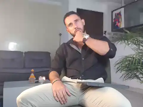 Snapshot of titanzenith chatting on January 27, 11:00 pm titanzenith online show from January 27, 11:00 pm
