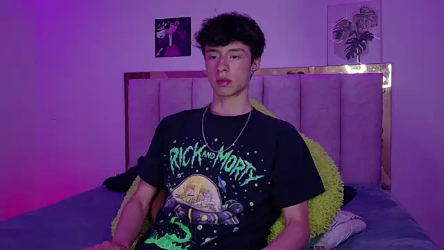 Juanmres online show from May 15, 7:55 pm