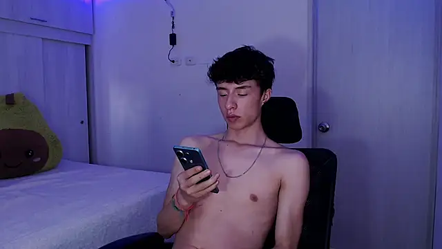 Juanmres online show from April 27, 8:25 pm