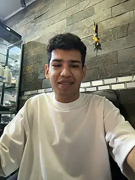 Santiago-Thompson online show from November 25, 11:40 pm