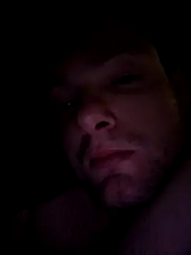 luv2fuk2025 online show from April 3, 1:24 am