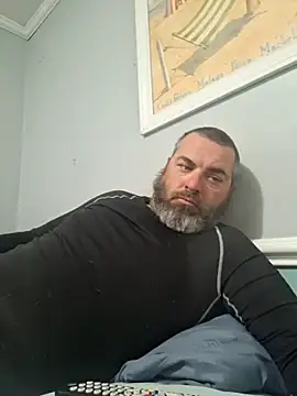 Snapshot of thickdaddy2982 chatting on March 10, 10:50 am thickdaddy2982 online show from March 10, 10:50 am