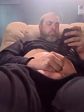 Snapshot of thickdaddy2982 chatting on February 19, 12:22 pm thickdaddy2982 online show from February 19, 12:22 pm